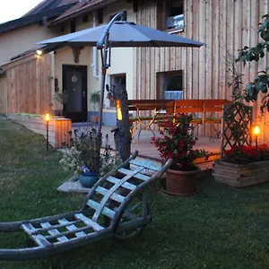  Apartment Anno- Ihre Wohlfühloase Mit Garten In Klingenbrunn